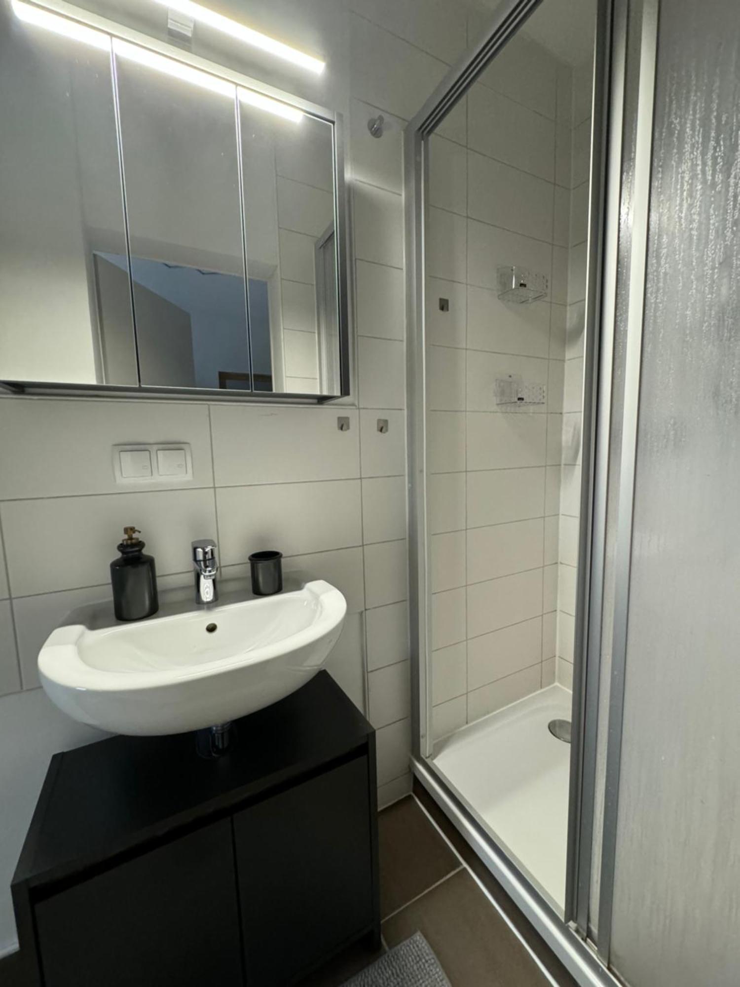 Appartement "Franz" Inklusive Parkplatz Halle  Exterior photo